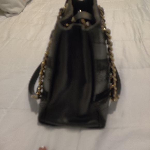 Michael Kors Callback Chevron handbag - Picture 4 of 4